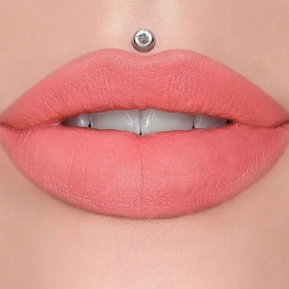Jeffree Star Velvet Trap Lipstick in Honey Suck Me